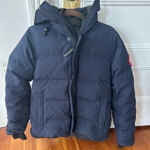 Navy Canada Goose jacket. Great condition!
